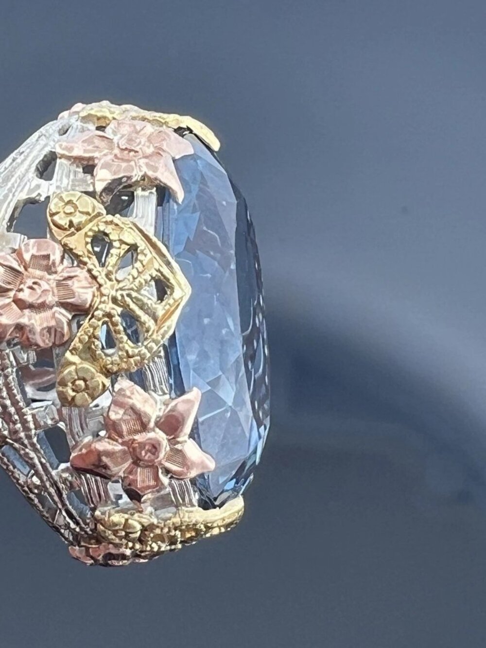 Vintage 14K Tri-Color Gold Oval Blue Spinel Floral Cocktail Ring 16x12mm Estate - Picture 8 of 13